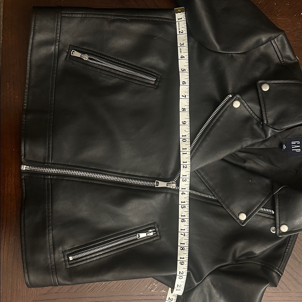 GAP Women's Classic Black faux Leather Jacket - Picture 10 of 14